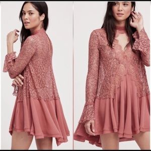 FREE PEOPLE LACE MAUVE TUNIC